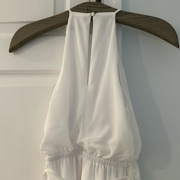 Express Opened Side/ High Low Designed Midi Sleeveless White Dress - Picture 8 of 11